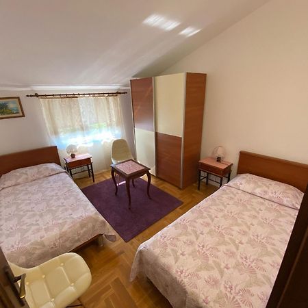 Апартаменты Purple House Пула Экстерьер фото