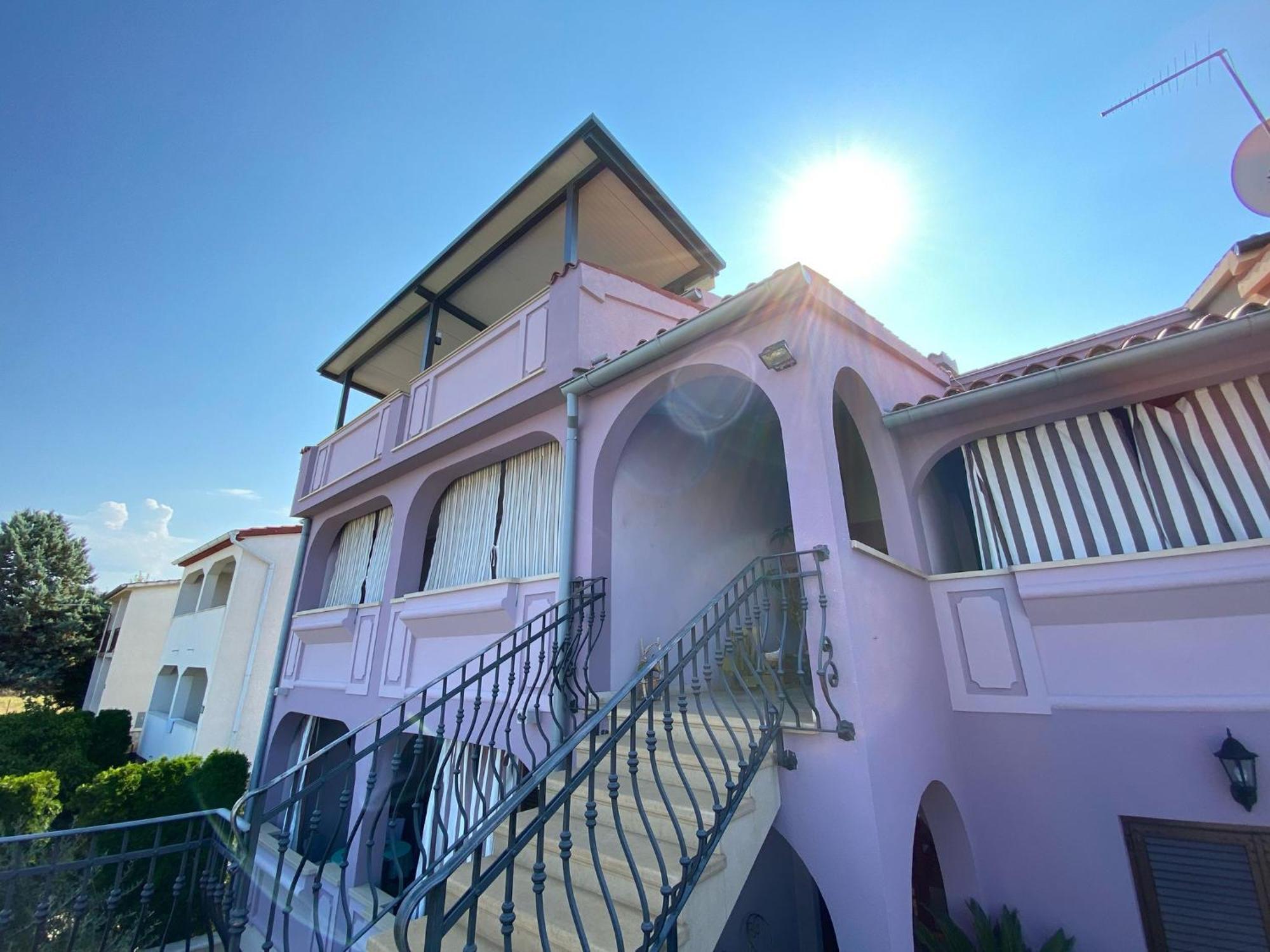 Апартаменты Purple House Пула Экстерьер фото